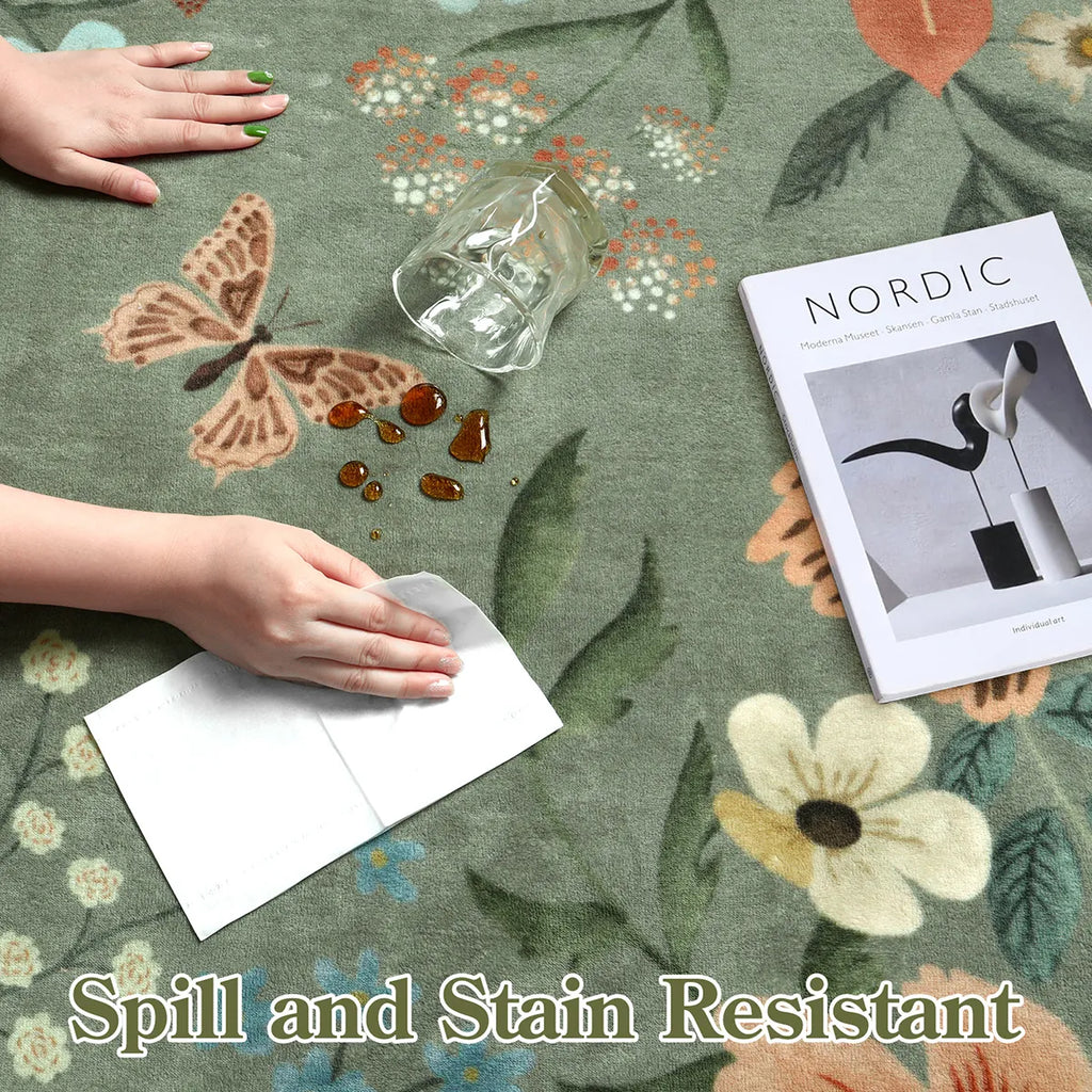 Flore Washable Boho Modern Parisian Floral Scalloped Green Rug