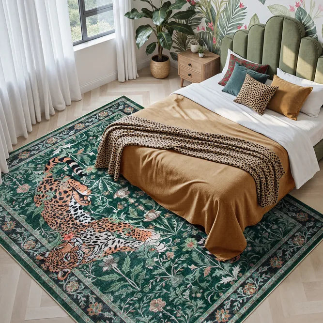 Noirel Washable Vintage Leopard Green Rug